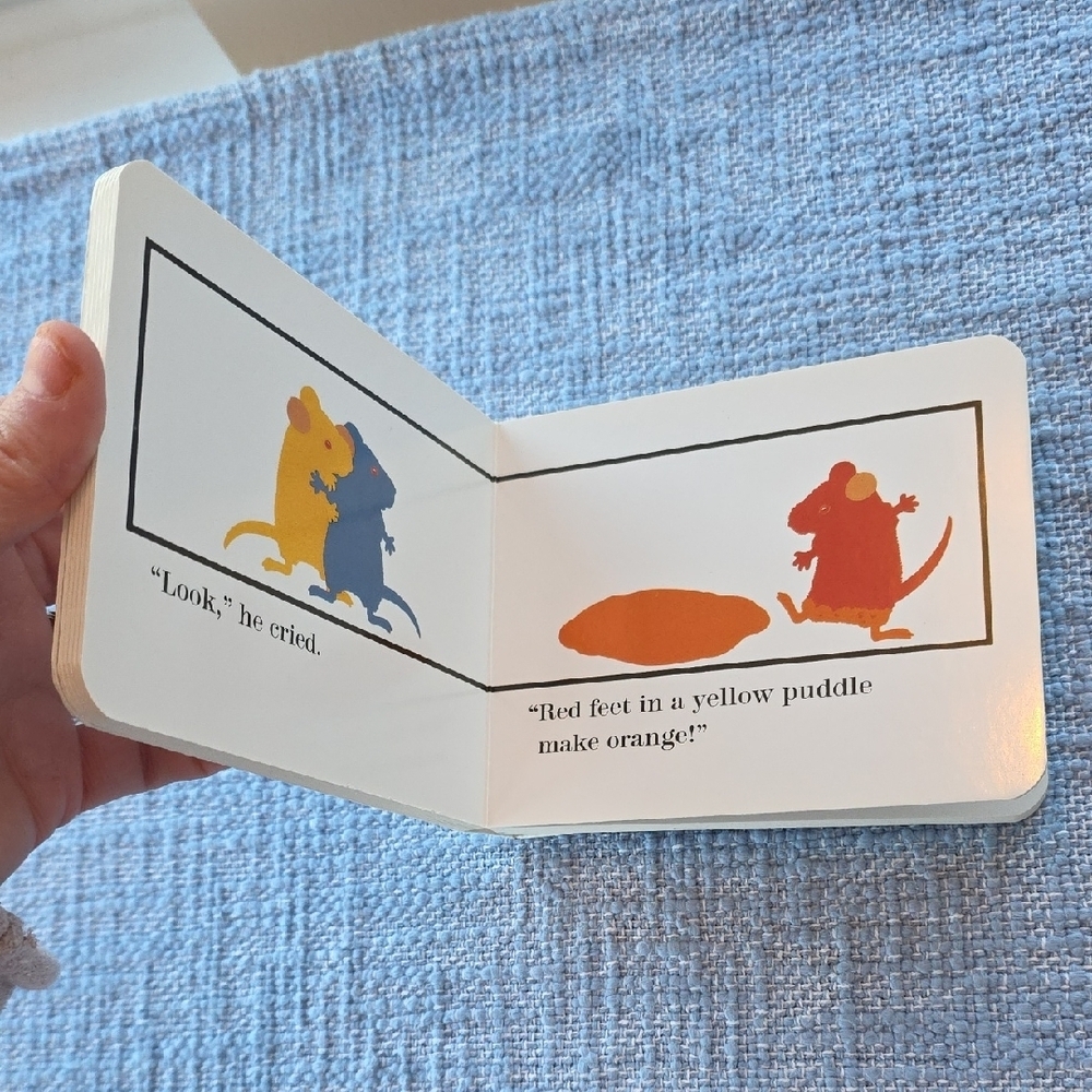 Mouse Paint Board Book by Ellen Stoll Walsh - Picture 2 of 3